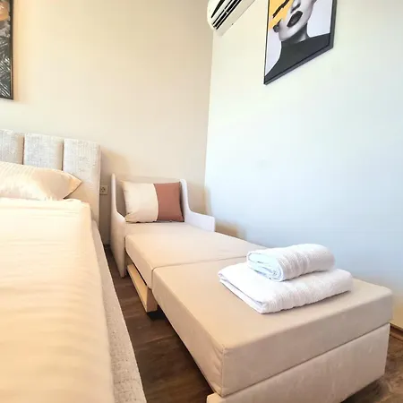 Luxury & Pool In Diamond Sarafovo * 布尔加斯