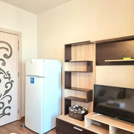 Luxury & Pool In Diamond Sarafovo
